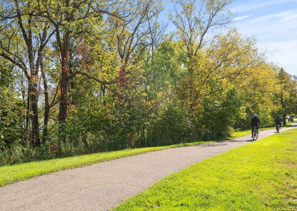 Waterfront Niagara-On-The-Lake Farmhouse On A Vineyard Villa Luaran gambar